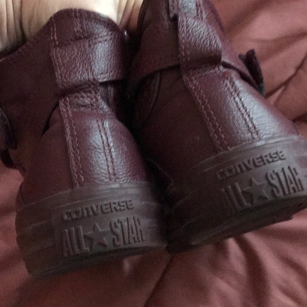 CONVERSE super rare maroon leather all stars ✨ - Picture 5 of 8